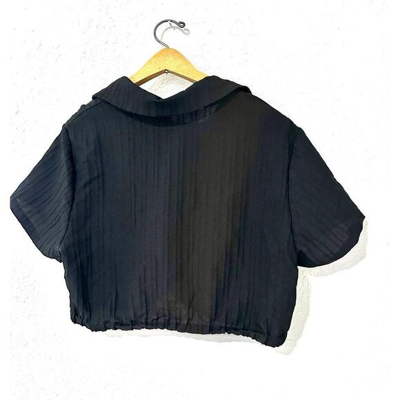 Shein Curve Black Short Crop Top Short Sleeve Blouse Women's  Size 1XL - Picture 3 of 8